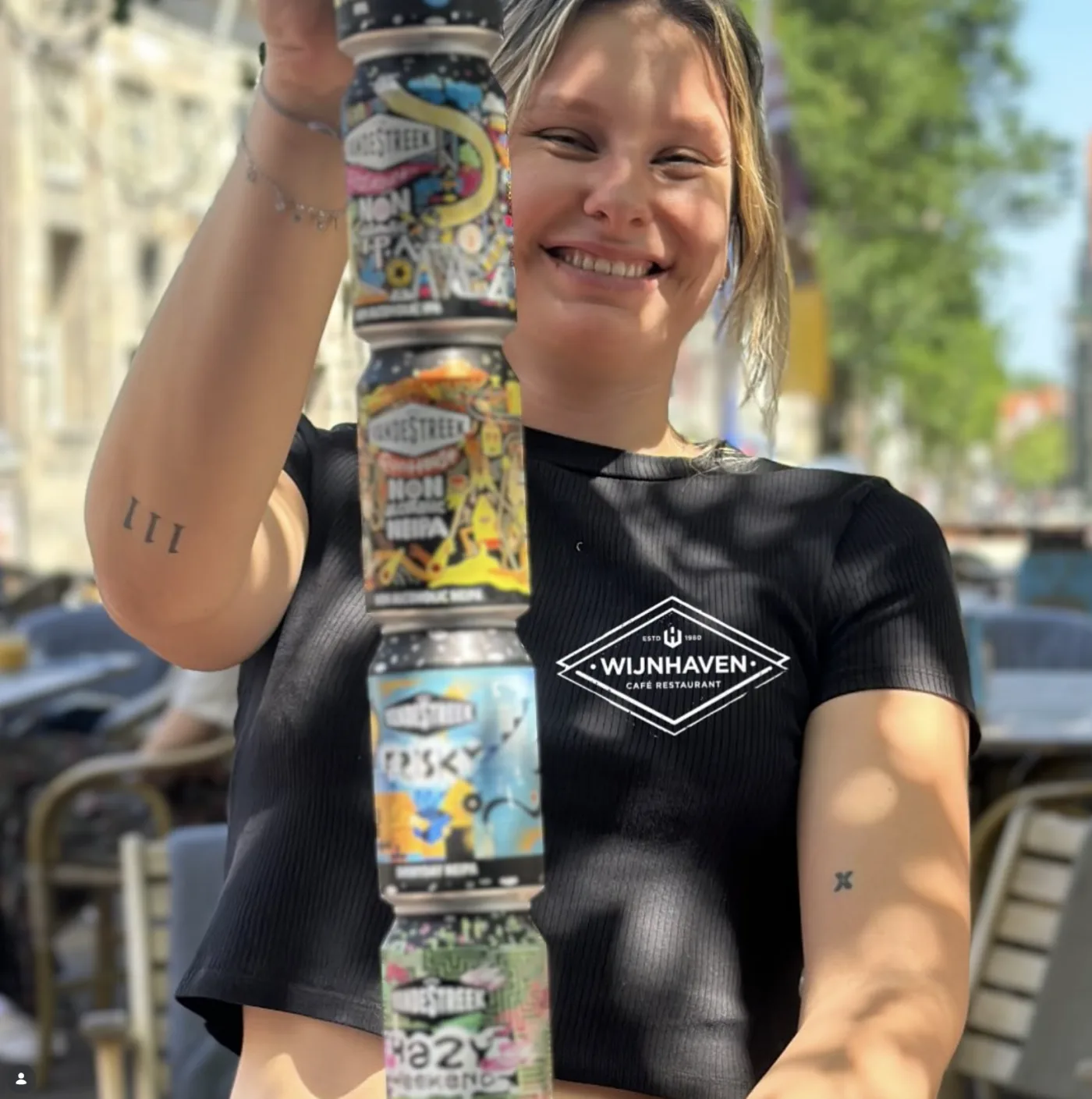 Café de Wijnhaven, sfeer